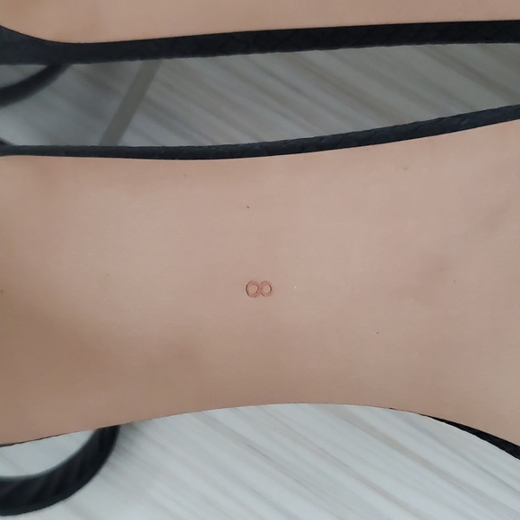 Kelly & Katie Pointed Toe Ankle Stap Pumps Size 8 - Picture 6 of 6